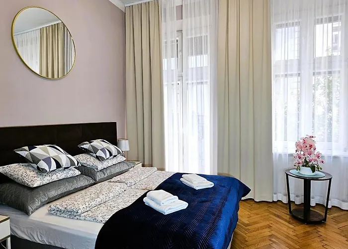 Old Town KRAKÓW STUDIO